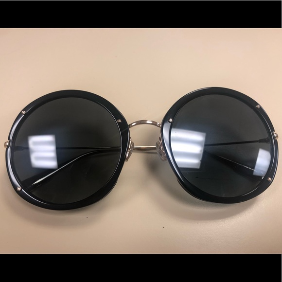 Dior Accessories - Authentic Christian Dior Sunglasses Dior Accessories - Authentic Christian Dior Sunglasses